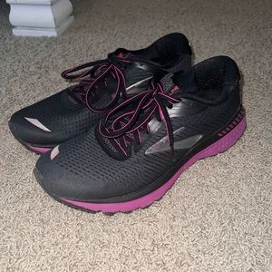Brooks Adreanline GTS 20